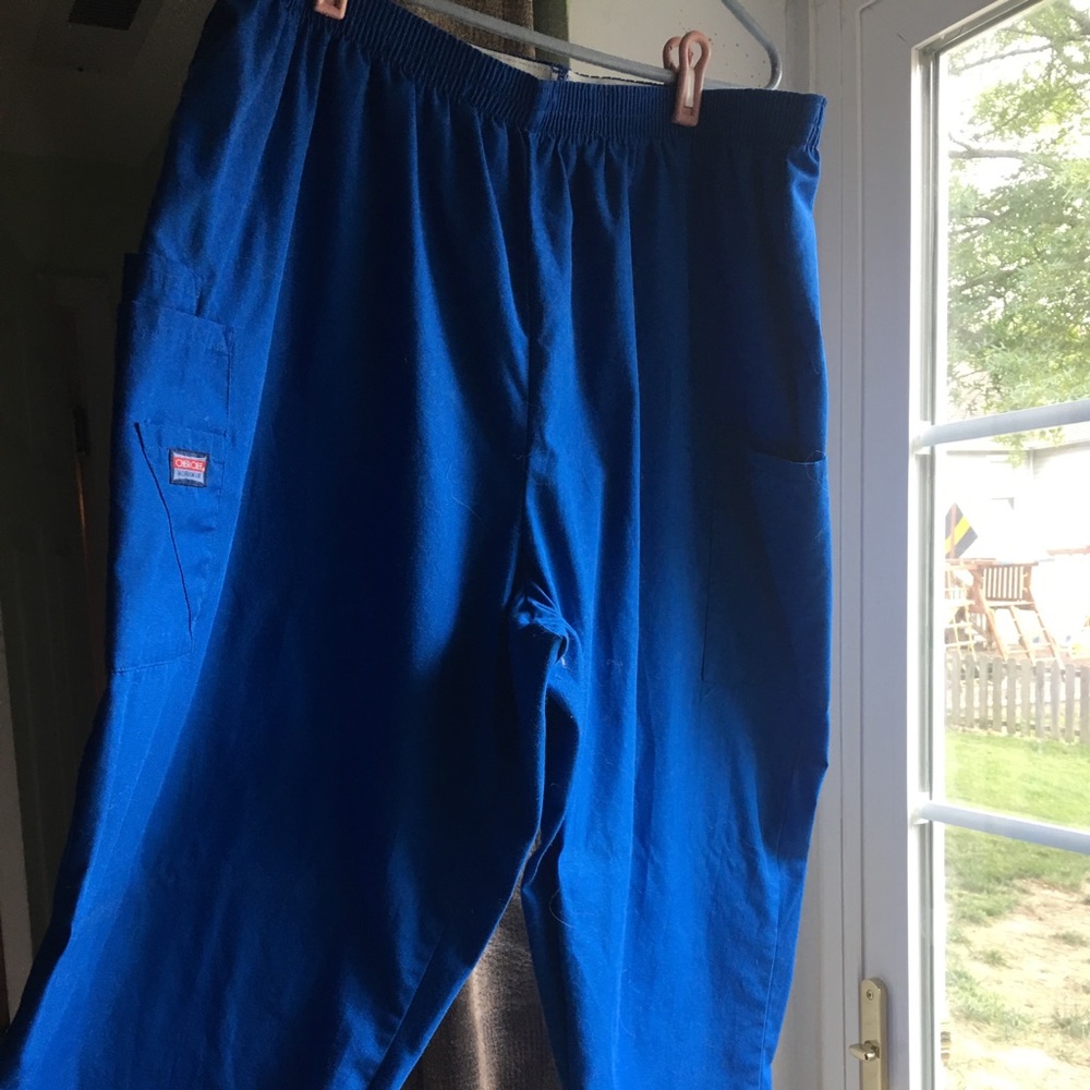Scrub pants
